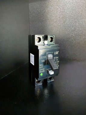 CẦU DAO CHỐNG GIẬT- CB CÓC CHỐNG RÒ LSE LS206