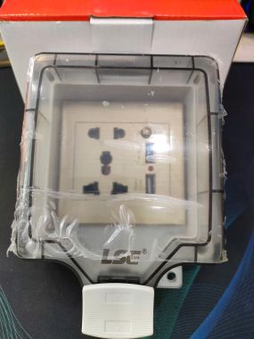 Ổ CẮM KÍN NƯỚC LSE CÓ CÔNG TẮC IP66 + Ổ CẮM KÍN NƯỚC CÓ USB