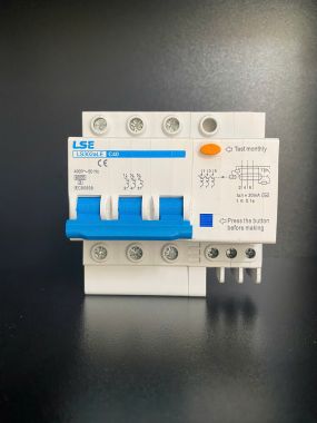 CẦU DAO CHỐNG GIẬT CHỐNG RÒ 3 PHA LSE RCB LS302LE 80A, 100A, 125A