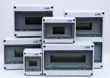 Tủ Điện Kín Nước Gắn Nổi LSE IP66 – Bảo hành chính hãng