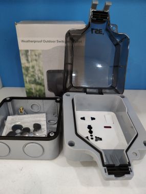 Ổ CẮM KÍN NƯỚC LSE CÓ CÔNG TẮC IP66 + Ổ CẮM KÍN NƯỚC CÓ USB