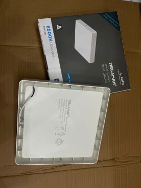 Đèn LED Ốp Trần Megaman MXTL1045 18W 24W Hình Vuông Chính Hãng