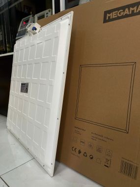 Đèn LED Panel âm trần Megaman MQL3035 40W hiện đại, tiết kiệm điện